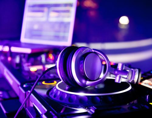 Basic DJ Dance Service